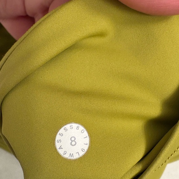 Lululemon Fast and Free Crop II Leggings Nulux 19’’ in Golden Lime Size 8 - Picture 12 of 13